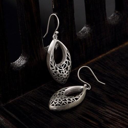S990 Fine Silver Hollow Out Retro Personality Joker Upscale Female Earrings Pendants Wholesale Sterling Silver Earrings