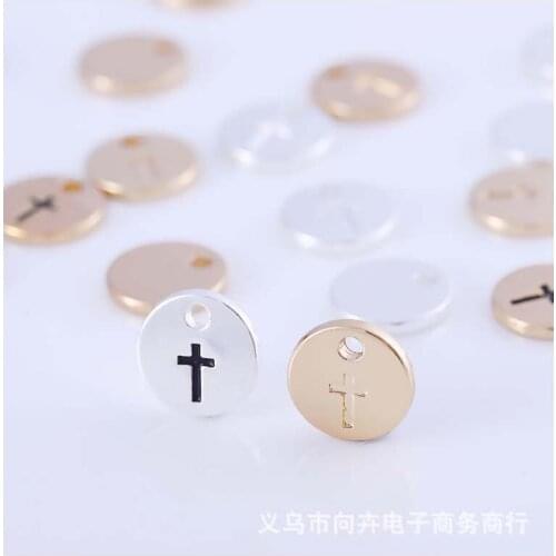 10 pieces/package wholesale round alloy carved cross suspension pendant accessories for ladies Necklace Jewelry