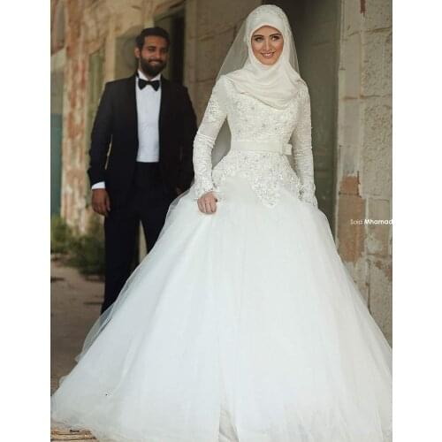 Custom Made Arabic High Neck Long Sleeve Muslim Wedding Dresses Islamic Bridal Gowns