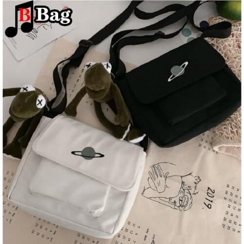 Korean ins canvas bag schoolgirl messenger bag Japanese yuan Sufeng planet tooling large capacity shoulder bag frog accessories