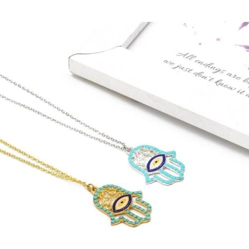 U-Magical Exquisite Gold Color Metal Rhinestone Palm Hollow Pendant Necklace for Women Multicolor Rhinestone Necklace Jewellery