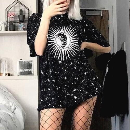 Black Star Moon Print Oversized T Shirt for Women O Neck Short Sleeve Casual Girls Streetwear Fashion Tops 2021 Summer Plus Size