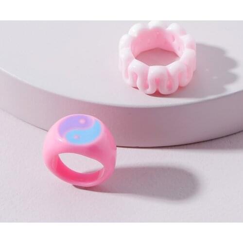 Clay Exaggerated Taiji Ring Yinyang Ring for Women Girl Candy Color Chunky Ring Party Aesthetic Jewelry Gifts Waterproof Styles