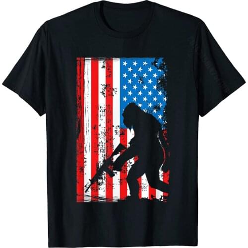 Armed Bigfoot Sasquatch AR-15 Patriotic American Flag Shirt T-Shirt Tops Shirts Newest Casual Cotton Men Top T-Shirts Casual