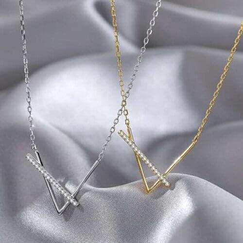 Silver Plated Necklace Exquisite V-shaped Pendant Shiny Zircon Necklace Party Gift Girl Fashion Jewelry Clavicle Chain