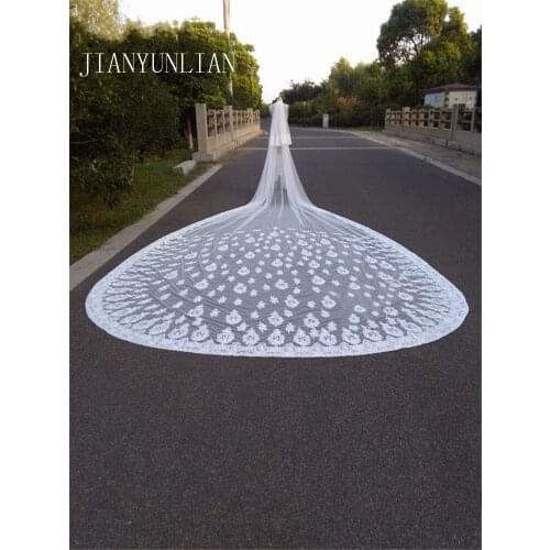 2022 Luxury 10 Meters Full Edge with Lace Bling Sequins Two Layers Long Wedding Veil with Comb White Ivory Bridal Veil