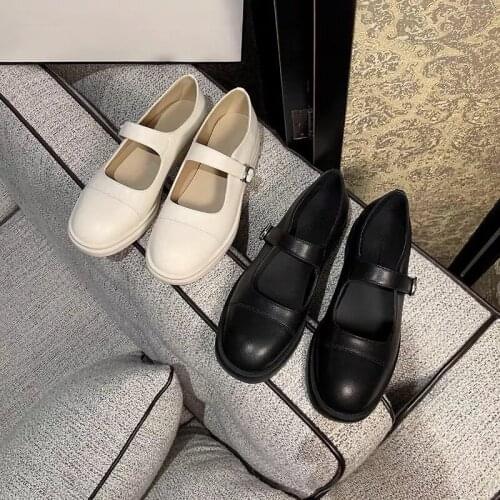 2020 Peas shoes women lofers spring autumn flat shoes soft leather small pedal shoes new British vintage women Single shoes