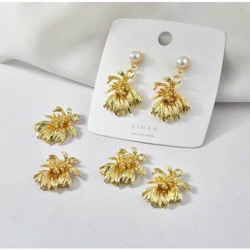 New style 40pcs/lot cartoon daisy/chrysanthemum flowers shape alloy floating locket charms diy jewelry earring accessory