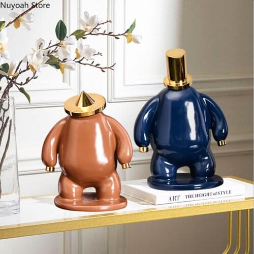 Modern Light Luxury Abstract Character Sculpture Decoration Creative Simple Resin Crafts Desktop Decoration Home Decoration