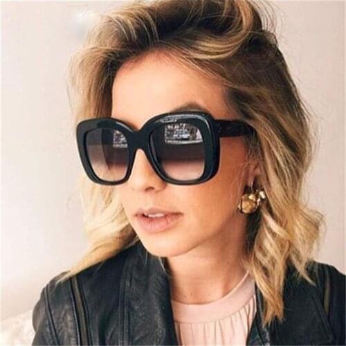 Luxury Black Square Sunglasses Fashion Women Brand Designer Rivet Vintage Shades Oversized Sun Glasses Female Gradient Lens