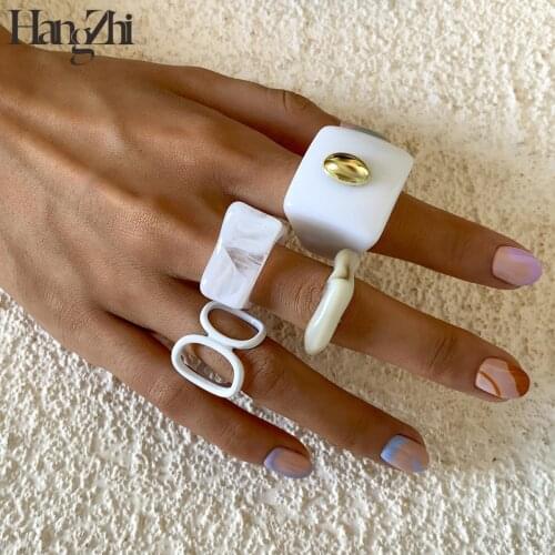 HANGZHI 2021 New 4PCS/Set Trendy Metal Resin Acrylic Hollow Geometric Irregular Ring Sets for Women Men Party Jewelry Gifts