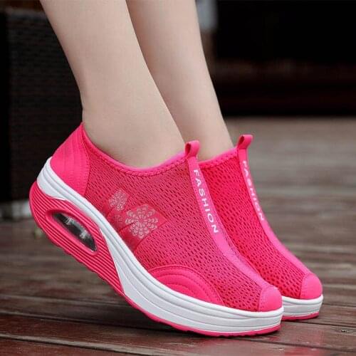 VTOTA Flat Shoes For Women Loafers Fashion Swing Trainers Sneakers Ladies Slip On Casual Shoes Breathable Mesh Sneakers Footwear