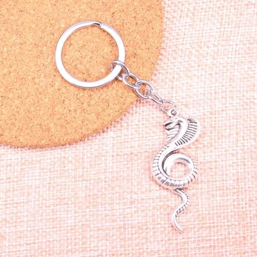 20pcs 49*19mm king cobra snake Pendants DIY Men Car Key Chain Ring Holder Keyring Souvenir Jewelry Gift