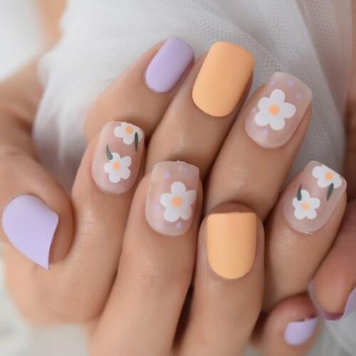 French Matte Clear Blue Fake Nail Press On Artificial Nail Art With Cartoon Floral Design Short Oval False Nail For Daily Wear