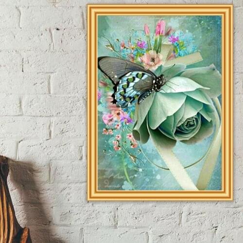 5D DIY Diamond Painting Butterfly and Flower Cross stitch Kits Diamond Embroidery Mosaic Art Picture of Rhinestones Decor Gift