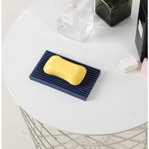 Silicone Non-slip Creative Shape Soap Box Drain Soap Holder Box Bathroom Supplies Shower Storage Box Soap Dish Bathroom Gadgets
