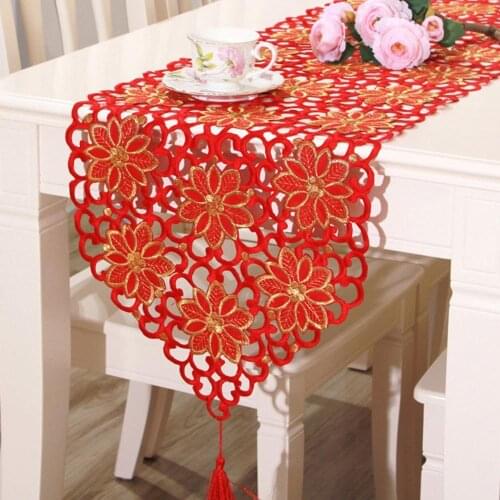50%HOTClassic Flower Embroidered Dining Coffee Table Runner Placemat Cover Home Decor