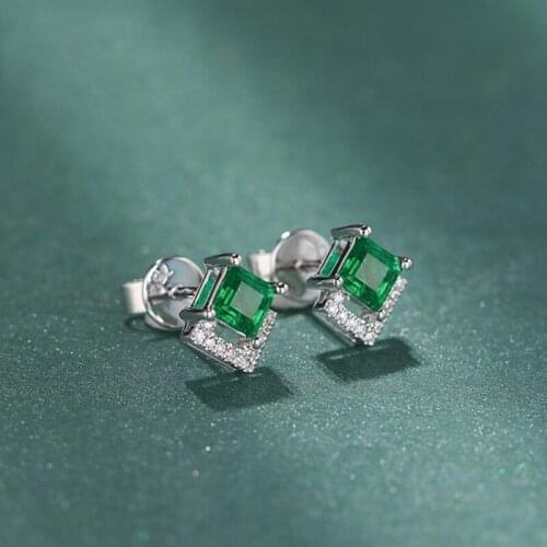 Exquisite Silver Color 6MM Princess Cut Green Gems Stud Earring Square Zircon Bridal Crystal Earrings Women Fashion Jewelry