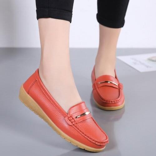2021 New Genuine Leather Shoes Woman Slip On Women Flats Moccasins Womens Loafers Spring Autumn Mother Shoe Big Size 35-44