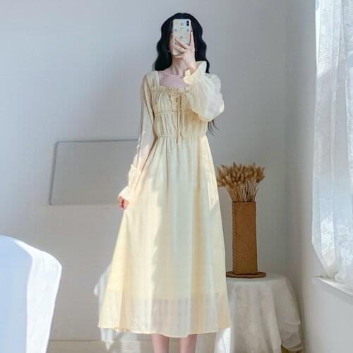 2021 Autumn new sweet lovely gentle elegant slim waist temperament French retro age reduction gentle wind light yellow long skir