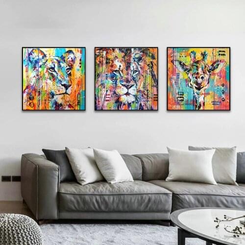Street Graffiti Art Giraffe Lion Canvas Painting Animals Posters and Prints Abstract Wall Art Picture for Living Room Home Decor