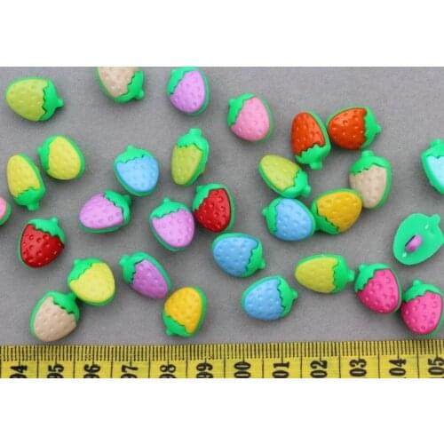 500 pcs Rainbow Strawberry Novelty Colorful Children Plastic Sewing Sew On Buttons Shank Set 25mm-LK0034