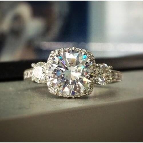 YSDLJG Luxury Cubic Zirconia Crystal Rings Women Marriage Ceremony Party Jewelry Simple and Elegant Bridal Wedding Eternity Ring