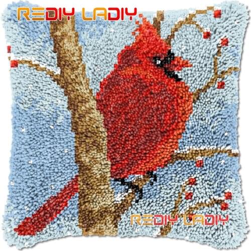 Latch Hook Cushion Red Cardinal DIY Needlepoint Kits Chunky Acrylic Yarn Arts Crocheting Lofty Pillow Case Hobby & Crafts