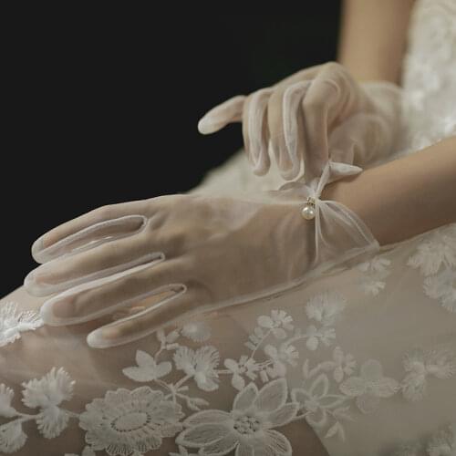 Short Bride Wedding Gloves Beige Short Design Lace Gauze Transparent Women Gloves UV-Proof Summer Women Fishnet Mitten