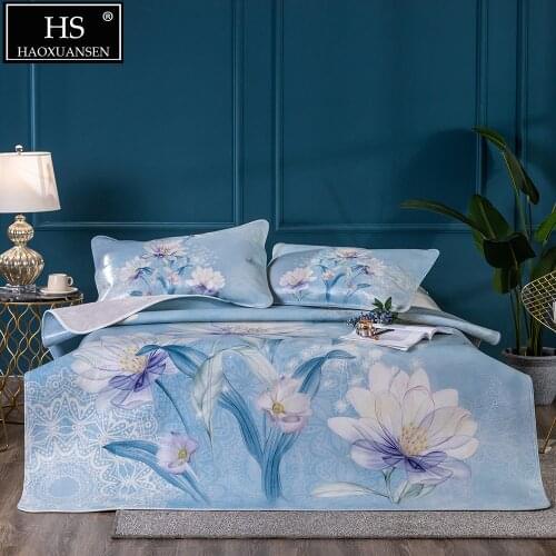 8 KG Floral pattern Cowhide mat Three piece suit Full grain leather mat Air conditioner mat thick 3.2 MM king queen Size