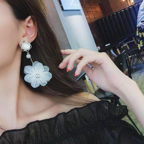 Lace Simulation Pearl Flower Earrings Korean Fashion Oorbellen Brincos Long Temperament Earrings Wholesale Earrings For Women