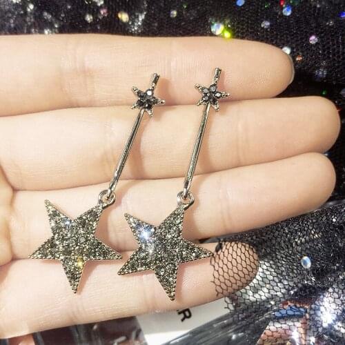 New Woman Drop Earrings Personality Cute Rhinestones Pineapple Wood Flower Long Dangle Earring High Quality Fashion Jewelry