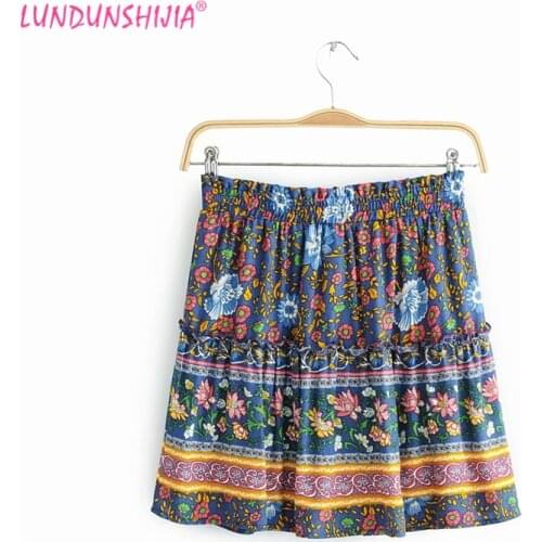 LUNDUNSHIJIA 2019 New Arrival Summer Elastic Waist Mini Skirt Flowers Printed Skirts For Women Fashion Streetwear