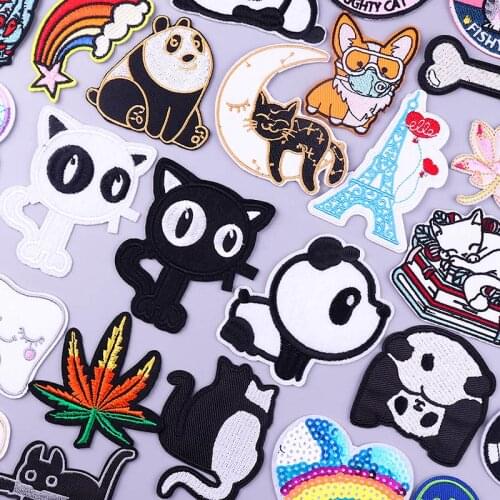 Anime Animal Patch Iron On Patches For Clothing Stickers Cat Dog Patch Flowers Embroidery Patch Fusible Applique Pattern Badge