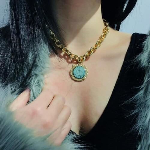 Vintage Women Round Faux Pendant Cuban Link Cable Chain Jewelry Necklace Long/Choker Minimalist Rapper Chain