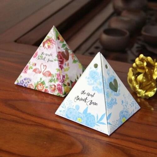 50 pcs colored yramid Shape Favor Box