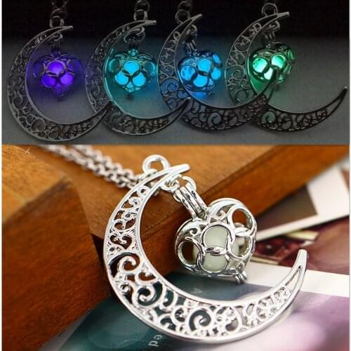 Fluorescence Necklace Women Moon Love Heart Night Jewelry Glow In the Dark Pendant With 48cm Chain Blue Green Purple Necklace