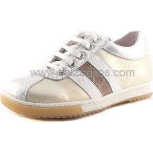 Free Time Sports in champagne color, by Nens