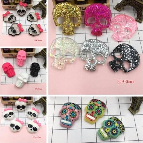Resin Hot Selling Miniature Skull, Resin Flatback Cabochon for Hair Bow Center, Scrapbooking, Jewelry, DIY
