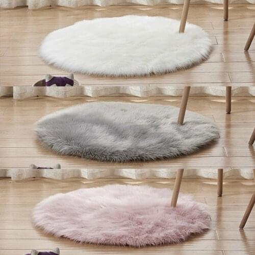 Nordic Plush circular carpet, artificial wool carpet, family decoration bedroom and childrens room