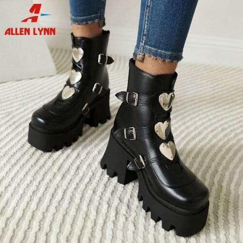 Love Heart Bukle Women Ankle Boots Gothic Punk Street Cool Fashion Woman Shoes Platform Chunky Heels Motorcycle Female Booties