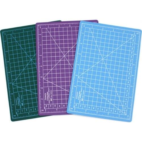 A5 Cutting Board Manual Model Multi-Purpose Model Cutting Pad Rubber Stamp Engraving Pad Measuring Scale Board Random Color C26