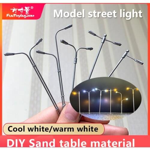 3/PCS HO N TT Scale Model Railway Train Lamp Post Street Lights/Modern Style Boulevard/Highway/Parking Area Lights/Train Layout