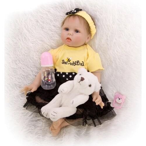 Very beautiful Boneca Reborn 22inch 3/4 Silicone Doll bebe girl Reborn Baby Doll with 0-3M real baby clothes for kids best gift