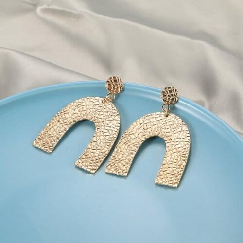 U Shape Drop Earrings for Ladies Exaggrated Metal Dangle Earrings Women Punk Ear Accessories 2020 new aretes de mujer