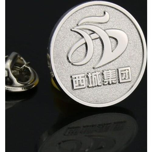 Manufacturer custom silver metal badge can be customized logo3D badge