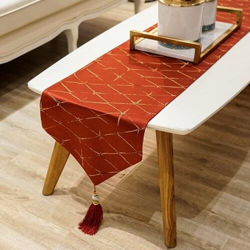 Luxury Pure Color New Chinese Style Table Runner Shining Starlight Table Cover Home Hotel Decoration Bed Runner with Tassels