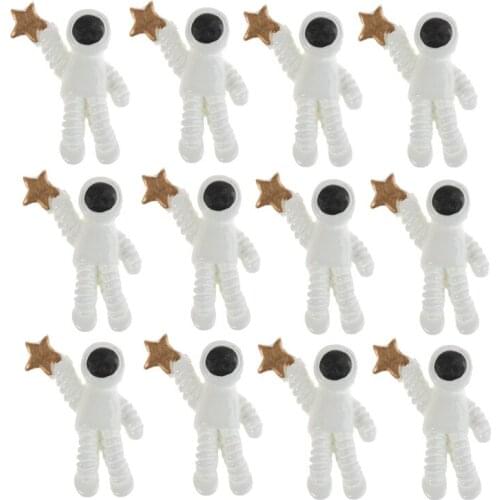 10pcs/lot Resin Space Man Universe Sit/Stand Astronaut Charms Pendants DIY Handmade Craft For Women Jewelry Making