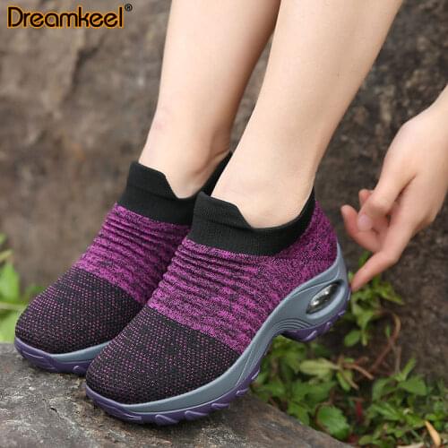 2021 New Mesh Breathable Knit Ladies Mix Colors Sneakers Soft Platform Slip On Loafers Women Running Walking Shoes Y