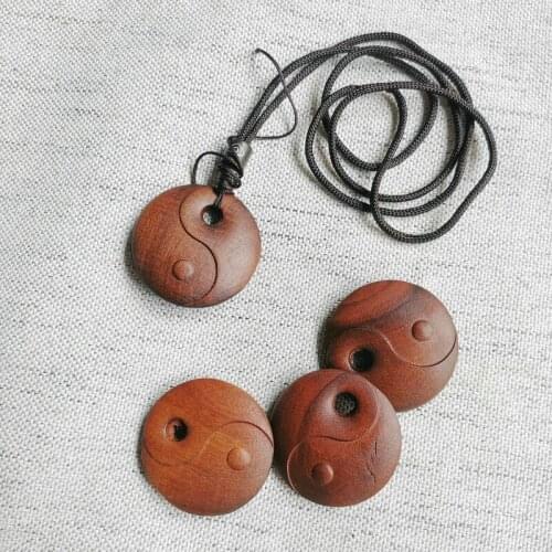Taoist magic weapon, lightning strike wood safety buckle, Lightning strikes jujube wood Tai Chi Pendant